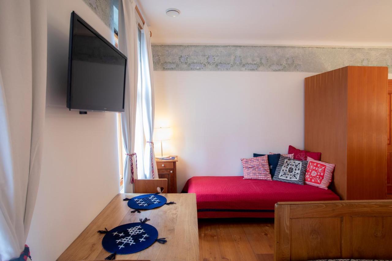 Pr'Gavedarjo Eco Heritage B&B Краньска Гора Экстерьер фото
