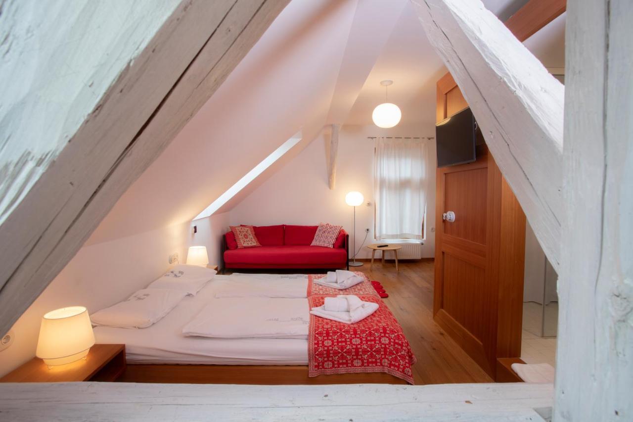Pr'Gavedarjo Eco Heritage B&B Краньска Гора Экстерьер фото