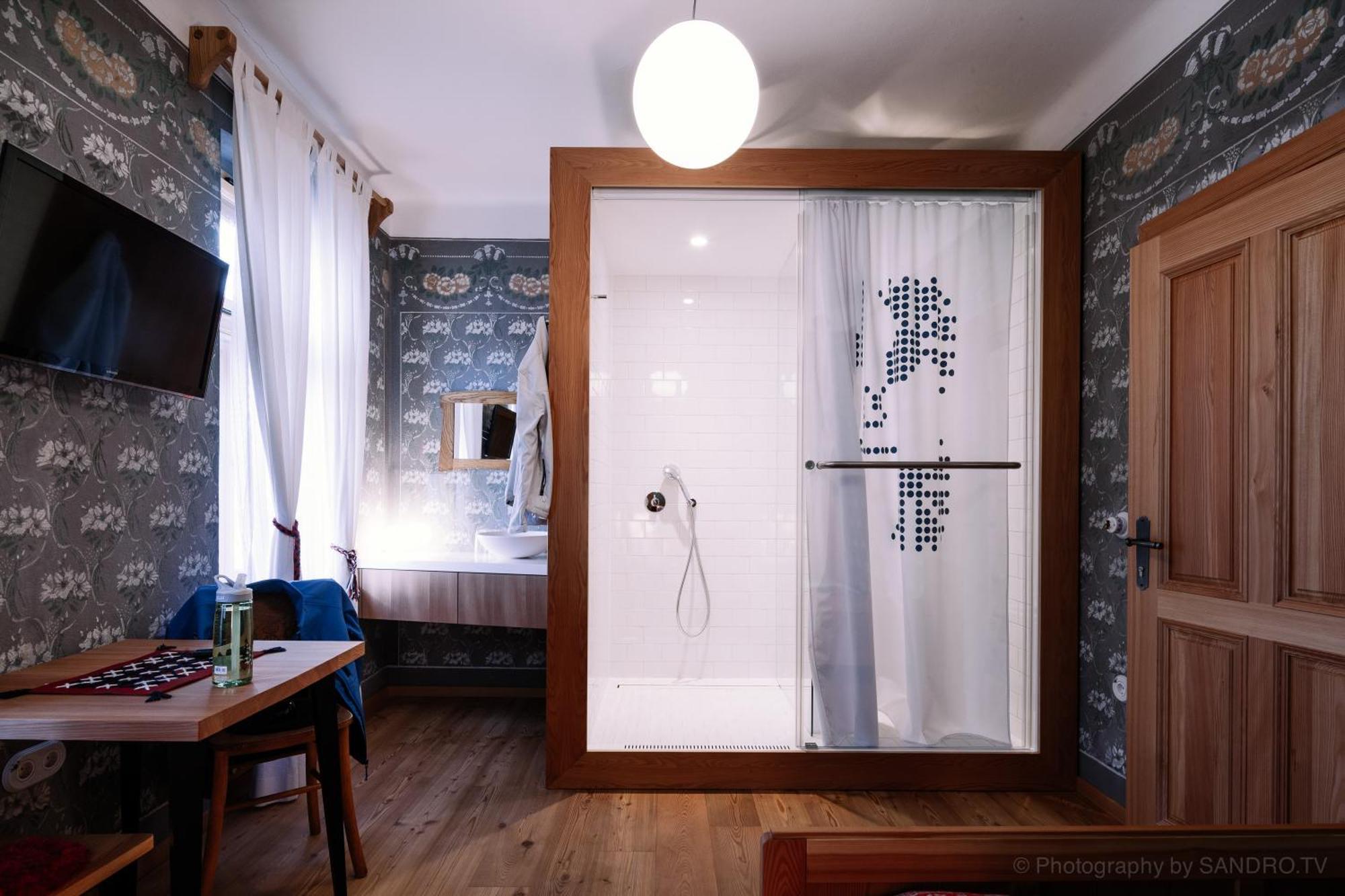 Pr'Gavedarjo Eco Heritage B&B Краньска Гора Экстерьер фото