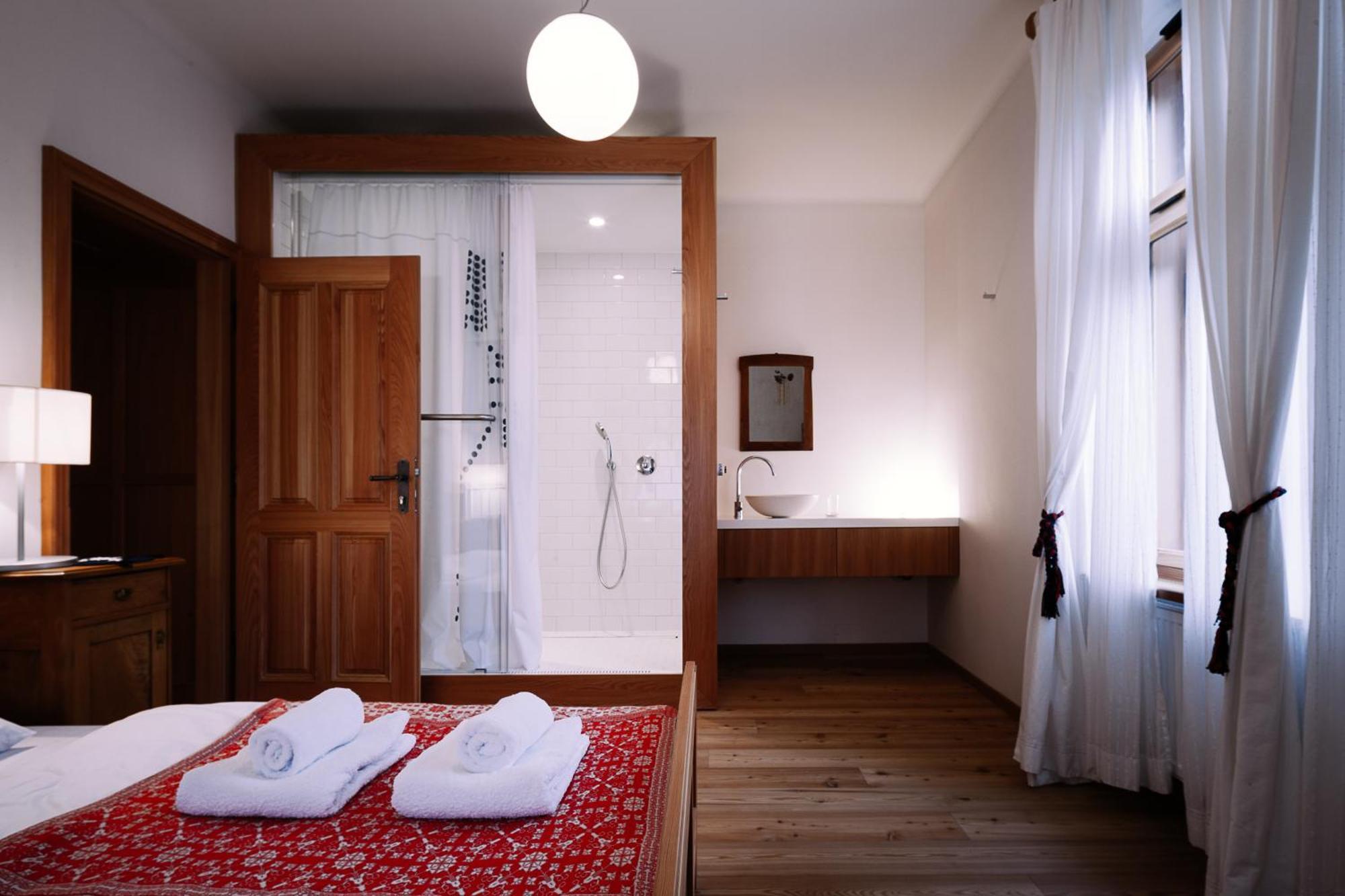 Pr'Gavedarjo Eco Heritage B&B Краньска Гора Экстерьер фото