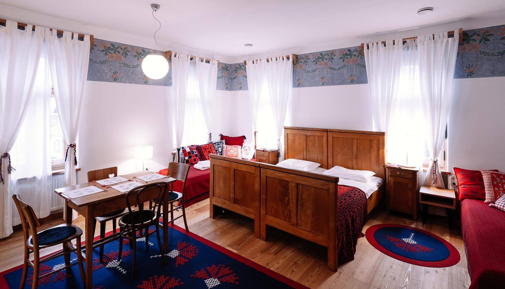 Pr'Gavedarjo Eco Heritage B&B Краньска Гора Экстерьер фото