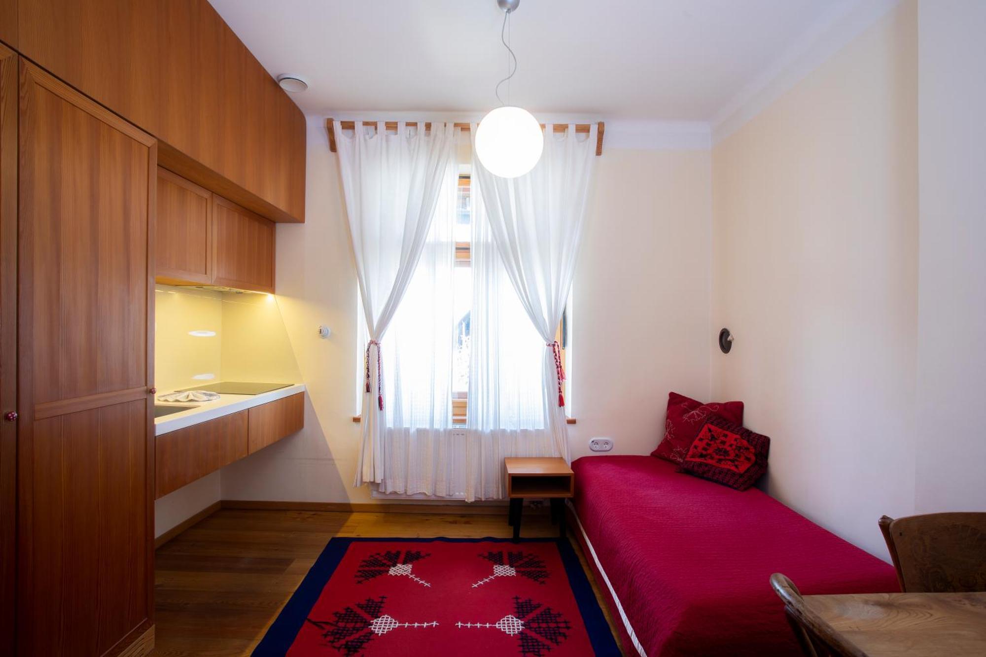 Pr'Gavedarjo Eco Heritage B&B Краньска Гора Номер фото