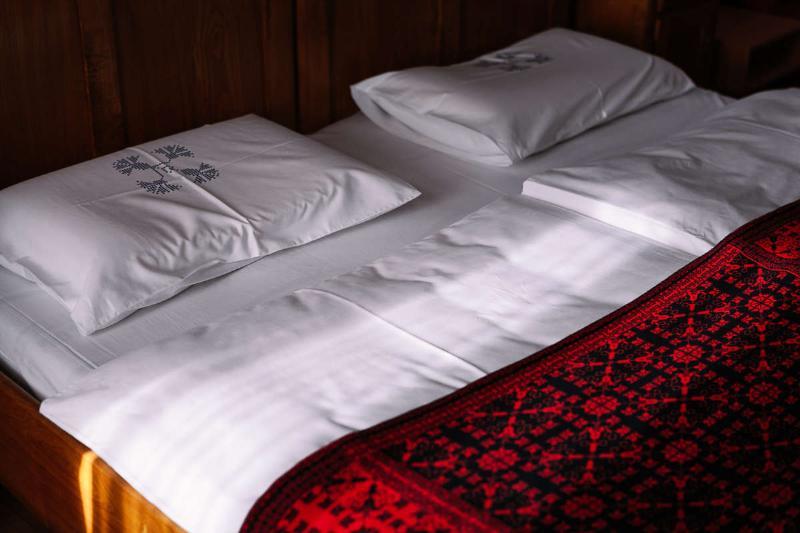 Pr'Gavedarjo Eco Heritage B&B Краньска Гора Экстерьер фото